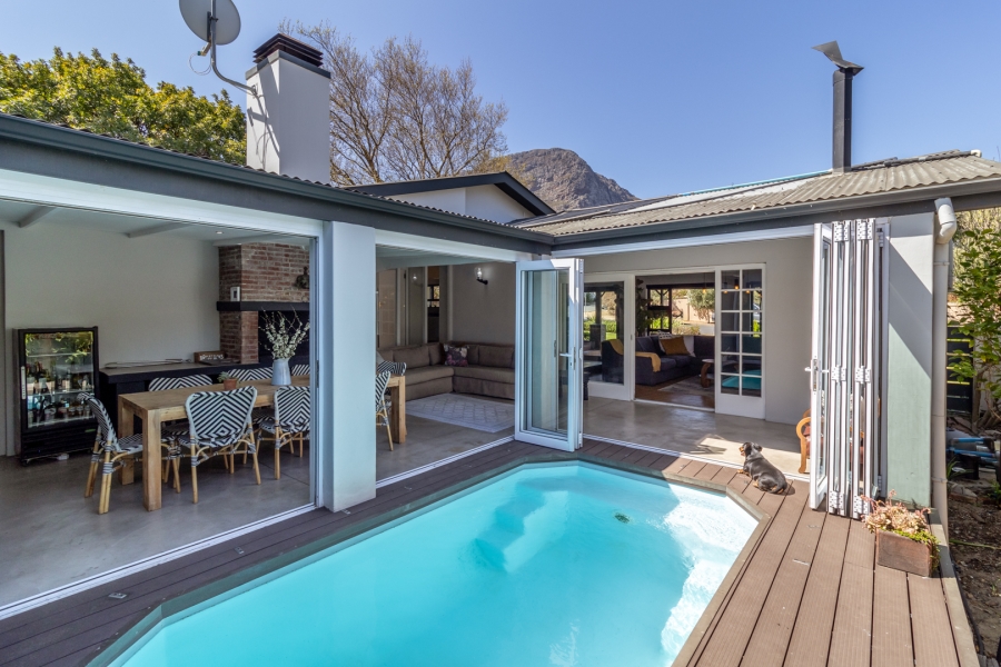 4 Bedroom Property for Sale in Franschhoek Western Cape